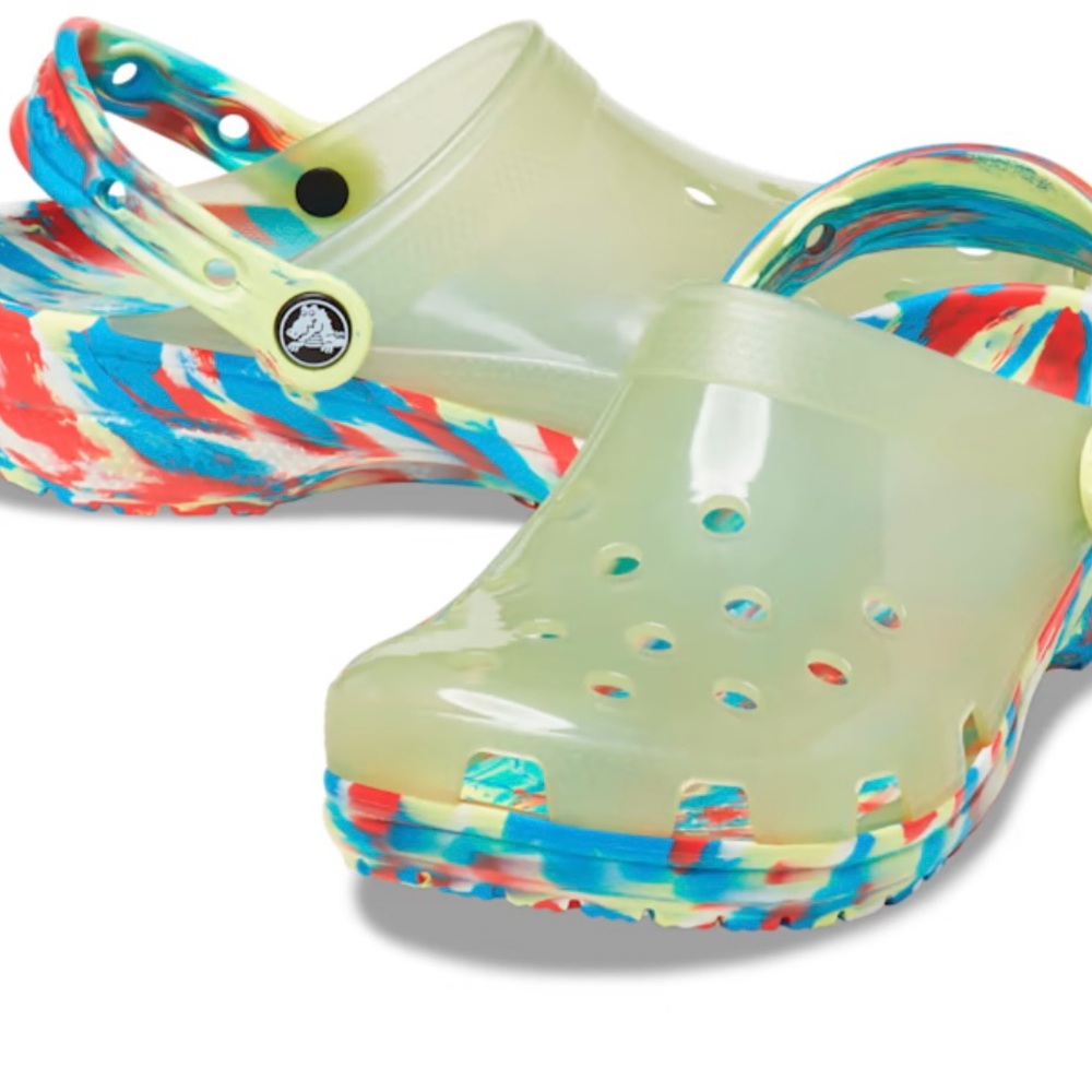 NWT 🩴 Crocs Classic Translucent Neon Marbled Clogs Size- W8 / M6